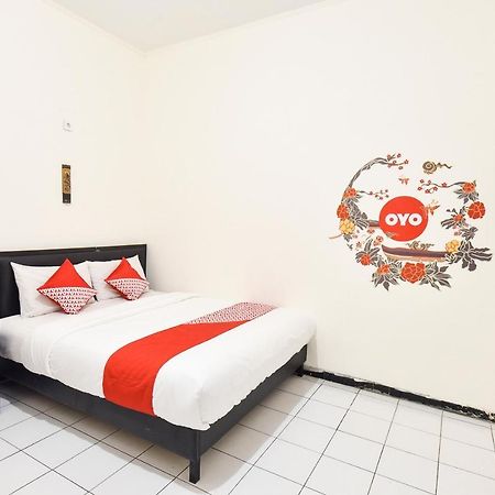 Oyo 348 Hotel Dieng Permai Yogyakarta Luaran gambar