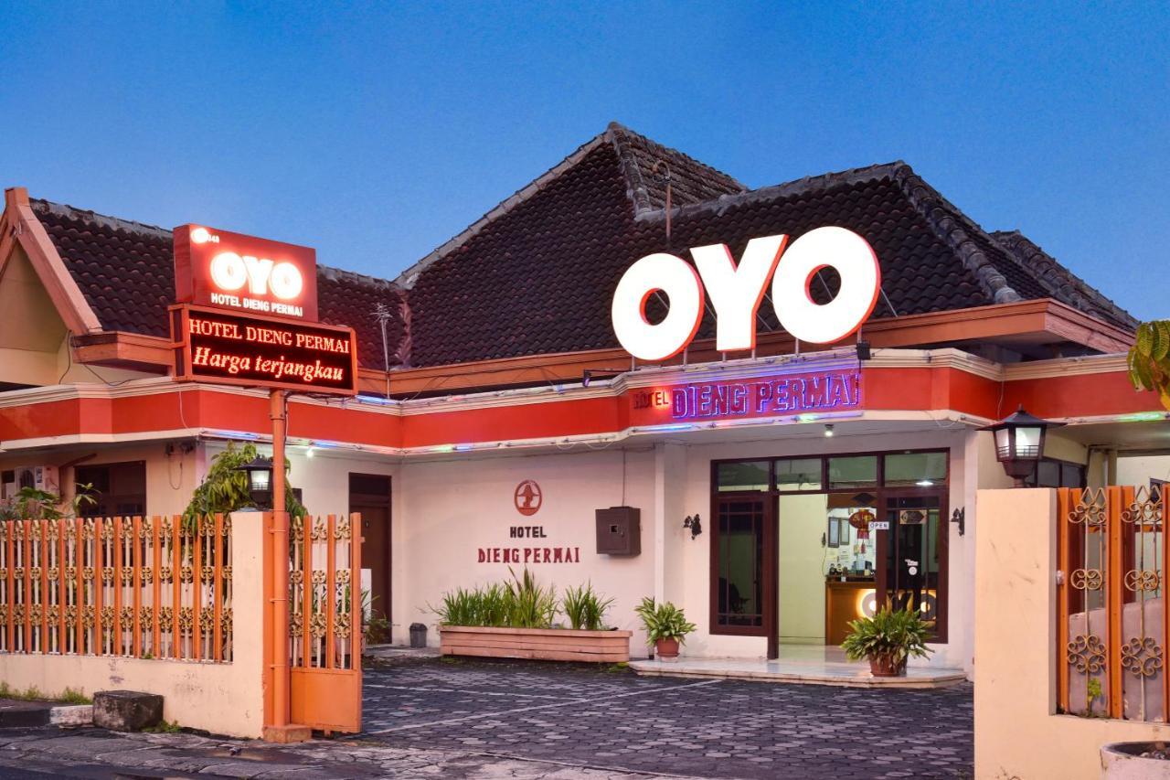 Oyo 348 Hotel Dieng Permai Yogyakarta Luaran gambar