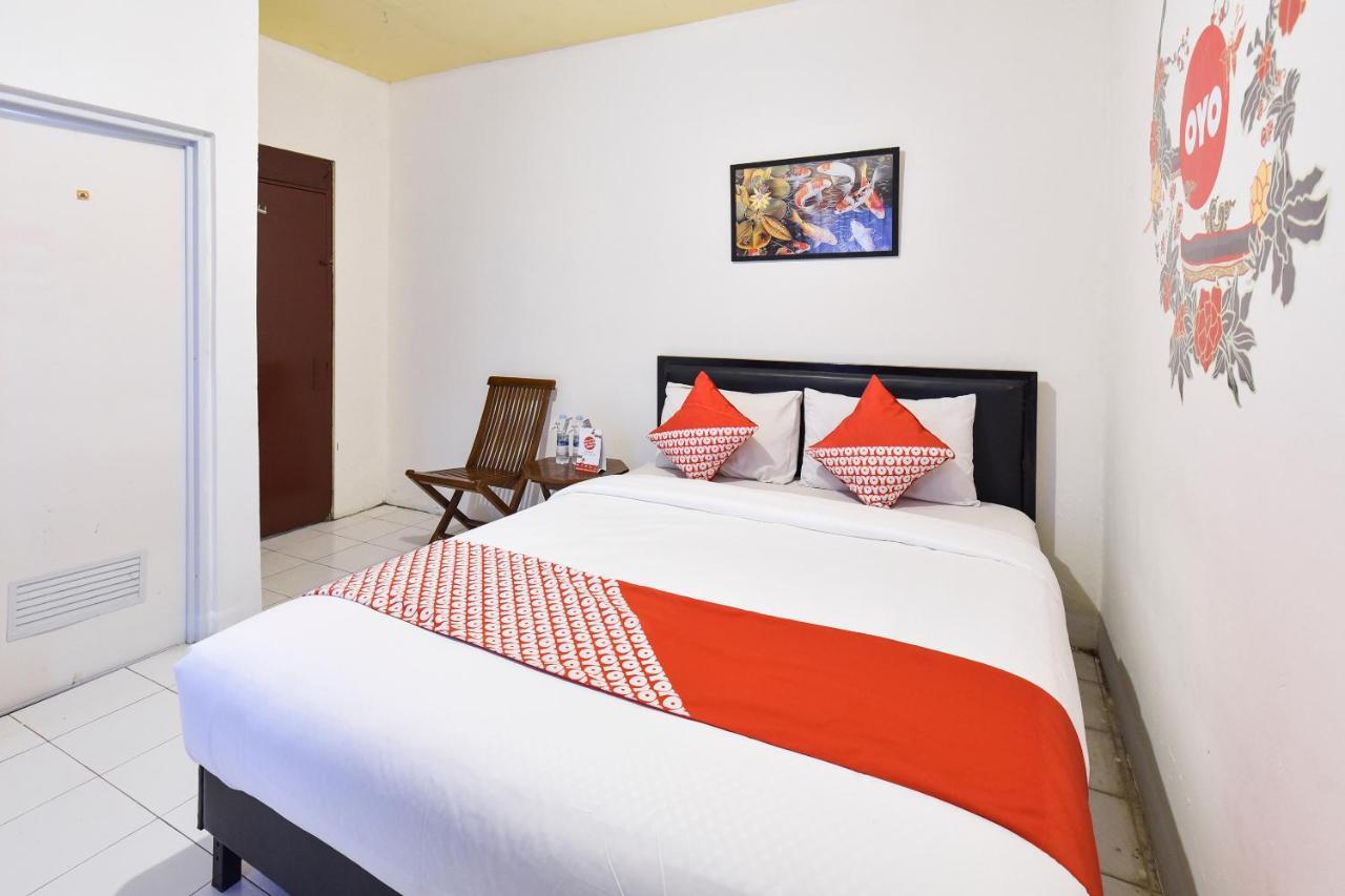 Oyo 348 Hotel Dieng Permai Yogyakarta Luaran gambar