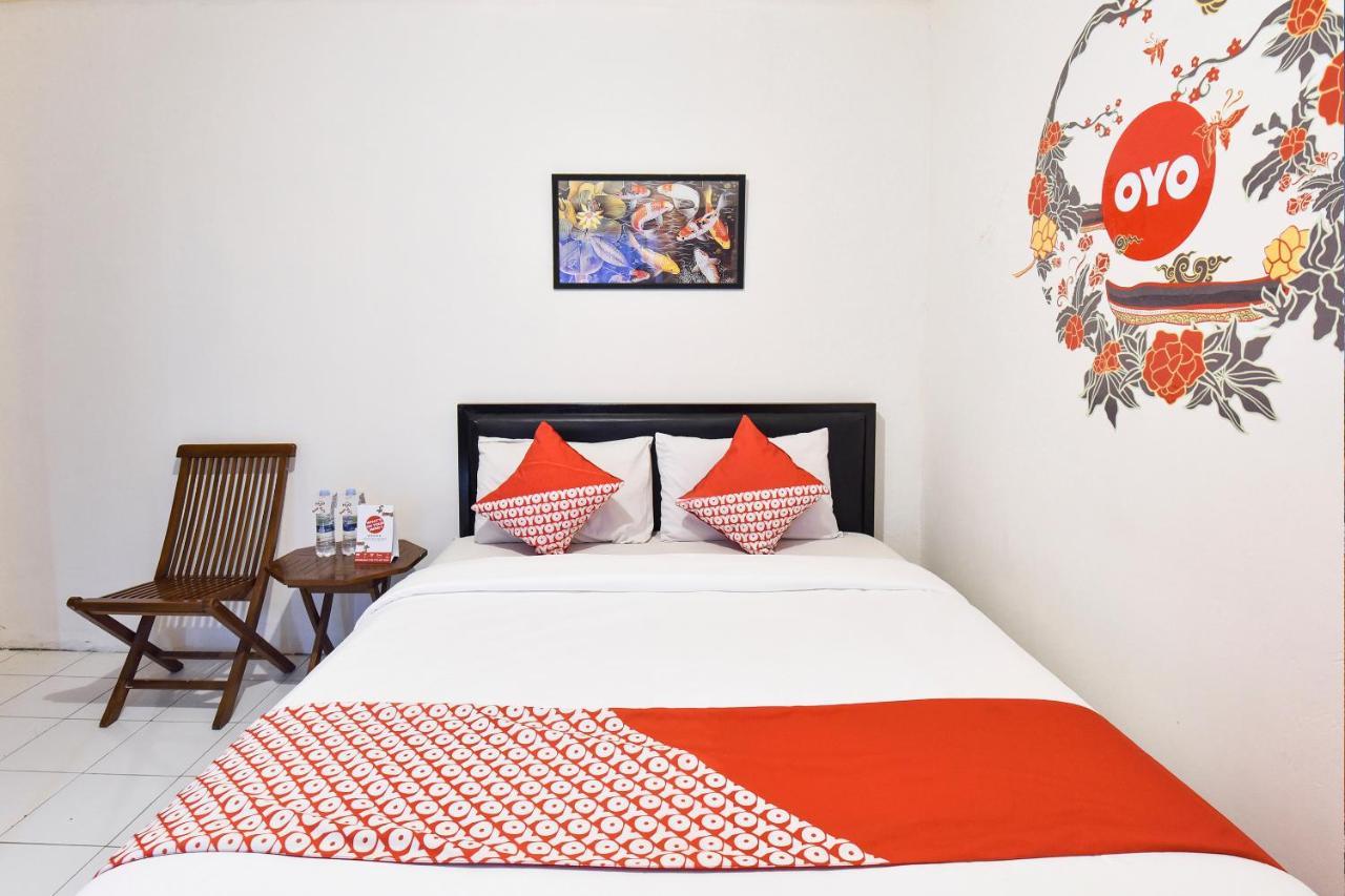 Oyo 348 Hotel Dieng Permai Yogyakarta Luaran gambar